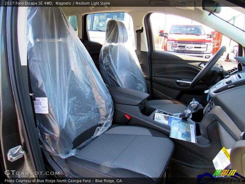 Magnetic / Medium Light Stone 2017 Ford Escape SE 4WD
