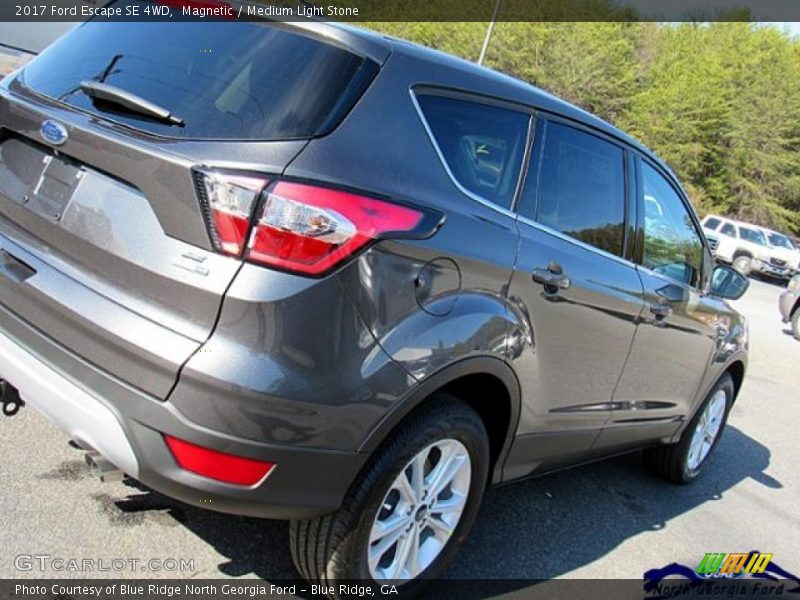 Magnetic / Medium Light Stone 2017 Ford Escape SE 4WD