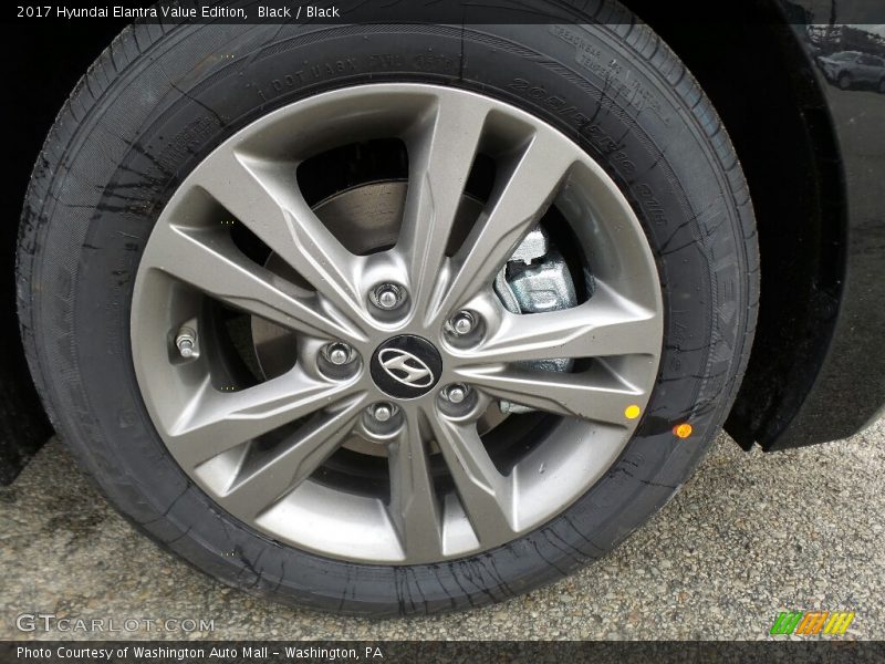 Black / Black 2017 Hyundai Elantra Value Edition