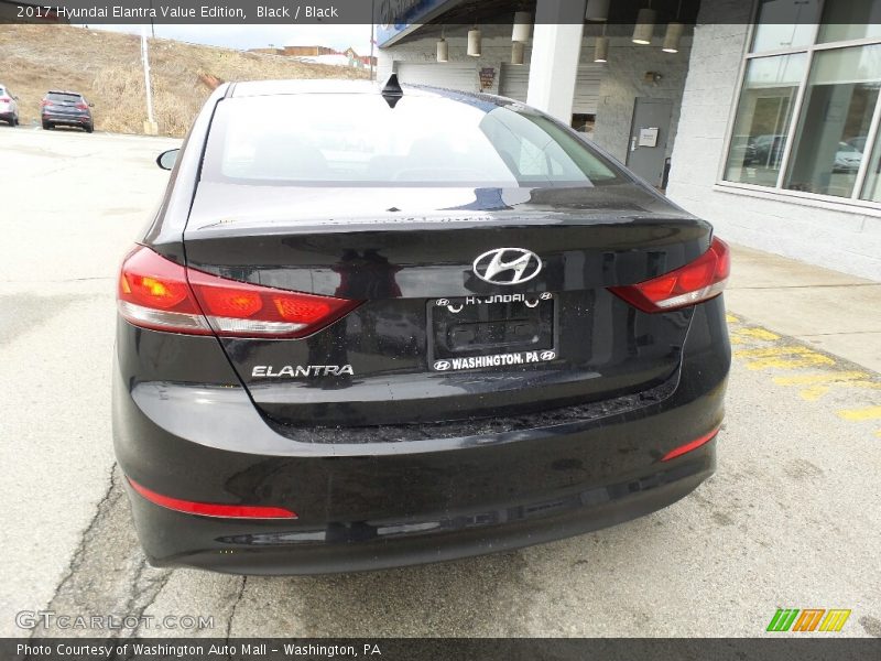Black / Black 2017 Hyundai Elantra Value Edition
