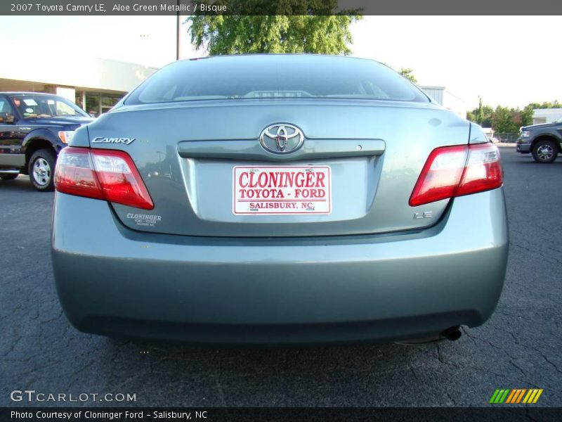 Aloe Green Metallic / Bisque 2007 Toyota Camry LE