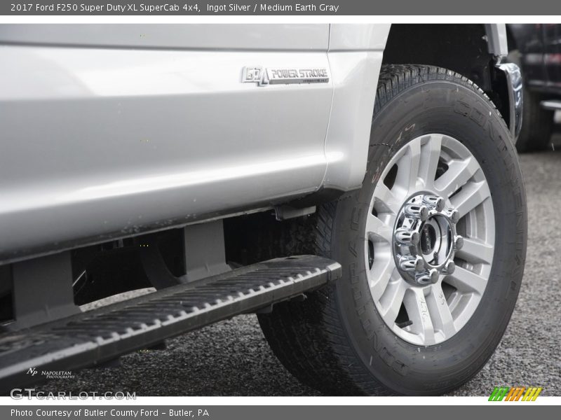 Ingot Silver / Medium Earth Gray 2017 Ford F250 Super Duty XL SuperCab 4x4