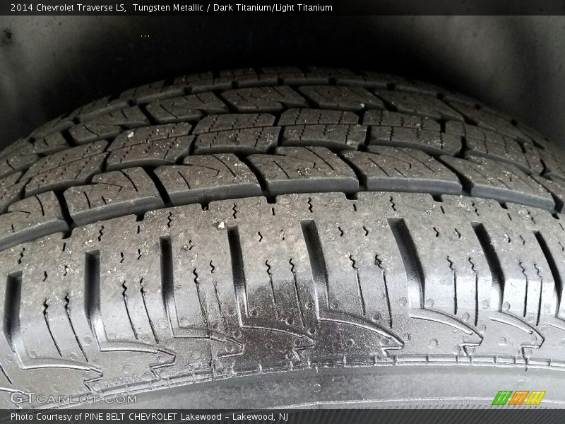 Tungsten Metallic / Dark Titanium/Light Titanium 2014 Chevrolet Traverse LS