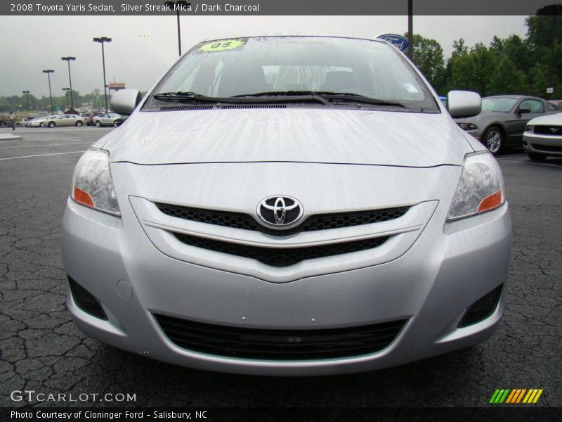 Silver Streak Mica / Dark Charcoal 2008 Toyota Yaris Sedan