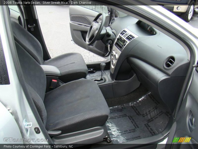 Silver Streak Mica / Dark Charcoal 2008 Toyota Yaris Sedan