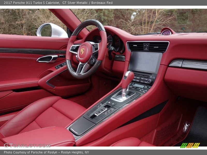 Controls of 2017 911 Turbo S Cabriolet