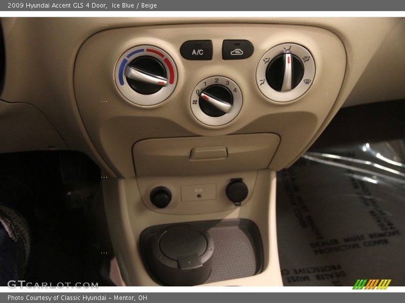 Ice Blue / Beige 2009 Hyundai Accent GLS 4 Door