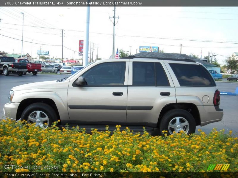 Sandstone Metallic / Light Cashmere/Ebony 2005 Chevrolet TrailBlazer LS 4x4