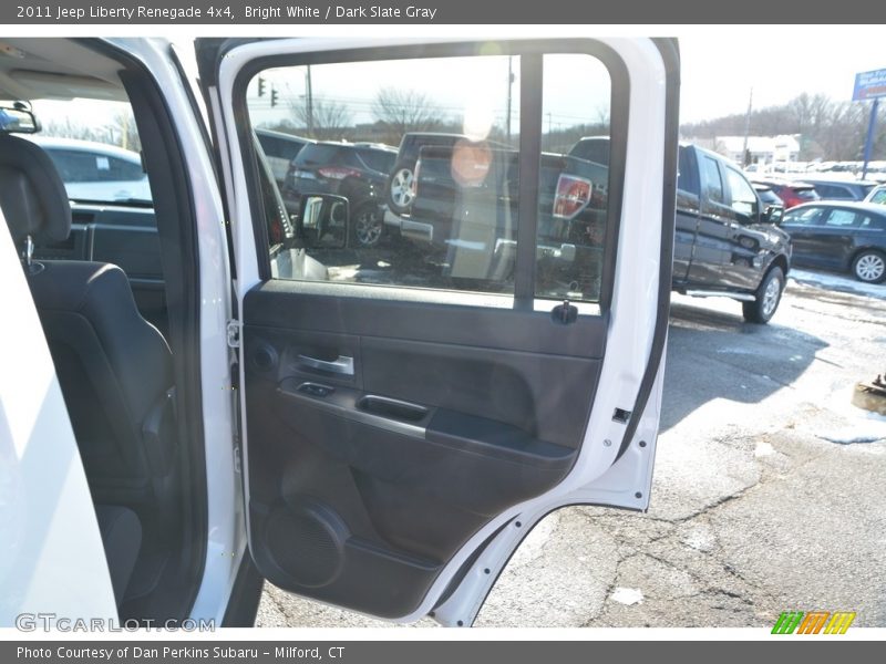 Bright White / Dark Slate Gray 2011 Jeep Liberty Renegade 4x4
