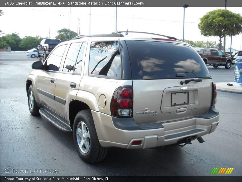 Sandstone Metallic / Light Cashmere/Ebony 2005 Chevrolet TrailBlazer LS 4x4