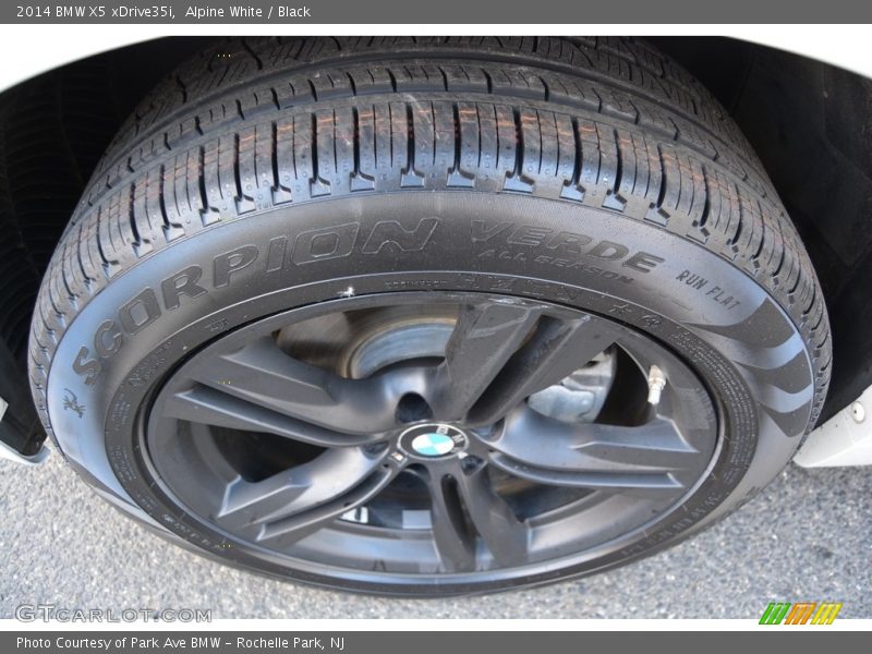 Alpine White / Black 2014 BMW X5 xDrive35i