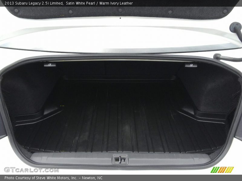 Satin White Pearl / Warm Ivory Leather 2013 Subaru Legacy 2.5i Limited