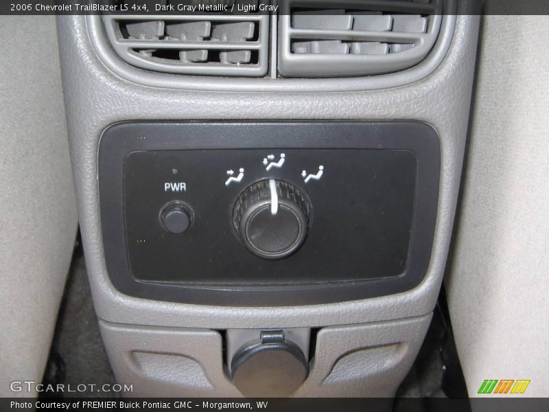 Dark Gray Metallic / Light Gray 2006 Chevrolet TrailBlazer LS 4x4