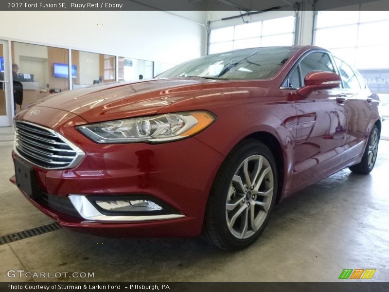 Ruby Red / Ebony 2017 Ford Fusion SE