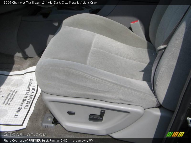 Dark Gray Metallic / Light Gray 2006 Chevrolet TrailBlazer LS 4x4
