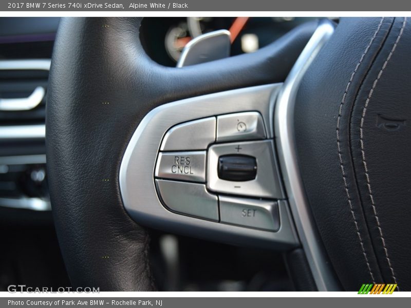 Controls of 2017 7 Series 740i xDrive Sedan