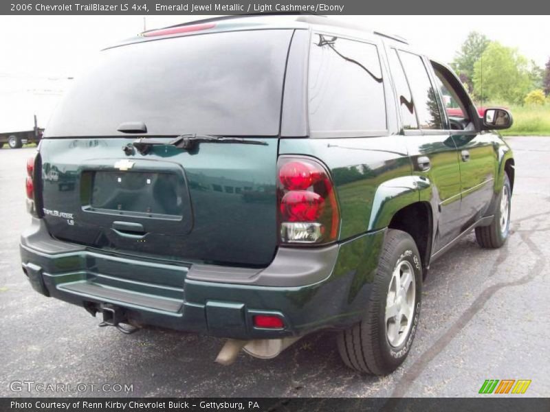 Emerald Jewel Metallic / Light Cashmere/Ebony 2006 Chevrolet TrailBlazer LS 4x4