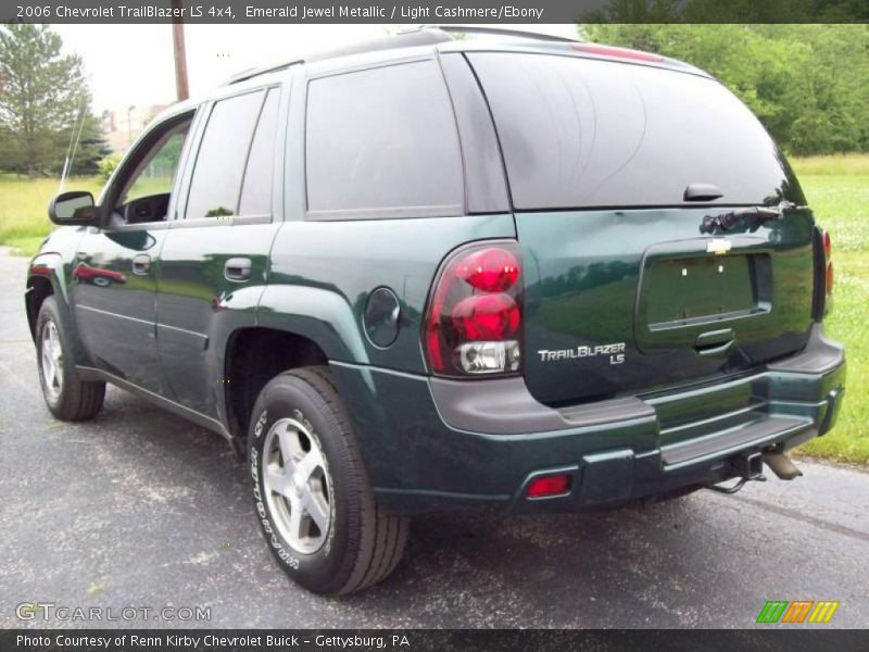Emerald Jewel Metallic / Light Cashmere/Ebony 2006 Chevrolet TrailBlazer LS 4x4