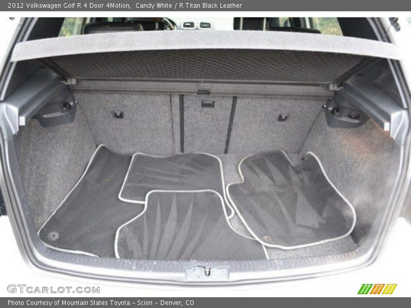 Candy White / R Titan Black Leather 2012 Volkswagen Golf R 4 Door 4Motion
