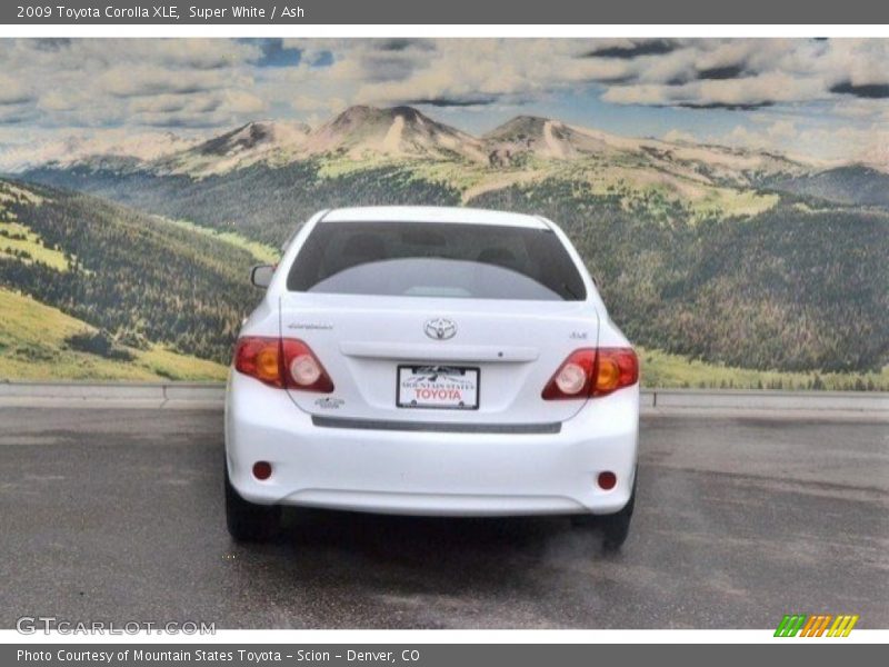 Super White / Ash 2009 Toyota Corolla XLE