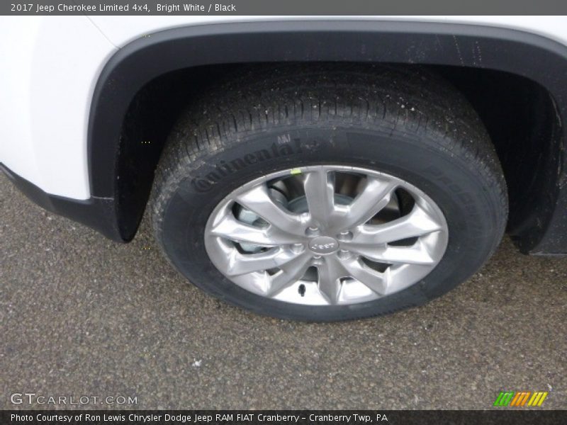 Bright White / Black 2017 Jeep Cherokee Limited 4x4