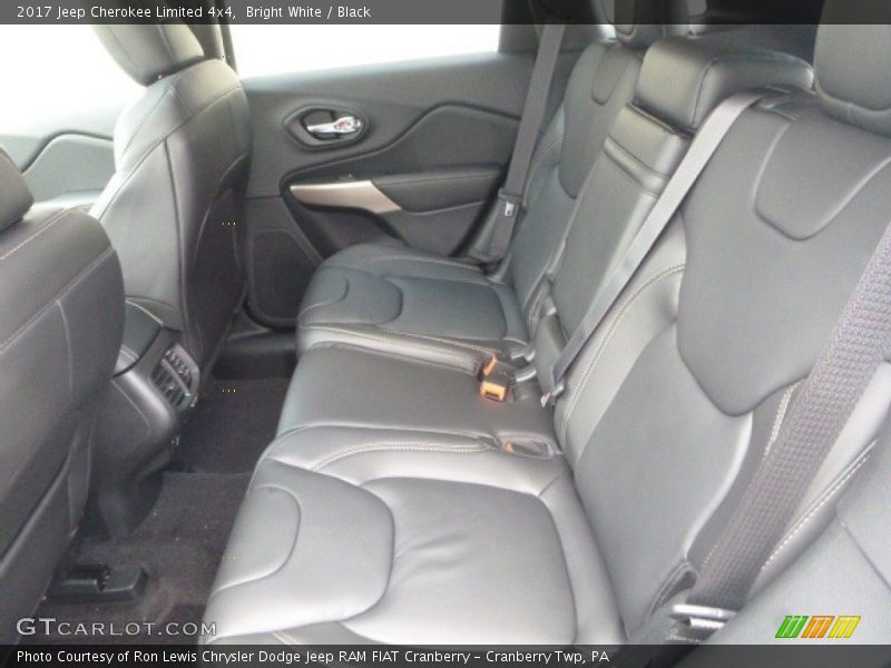 Bright White / Black 2017 Jeep Cherokee Limited 4x4