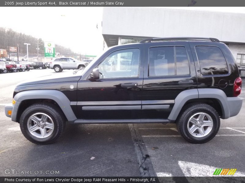 Black Clearcoat / Medium Slate Gray 2005 Jeep Liberty Sport 4x4