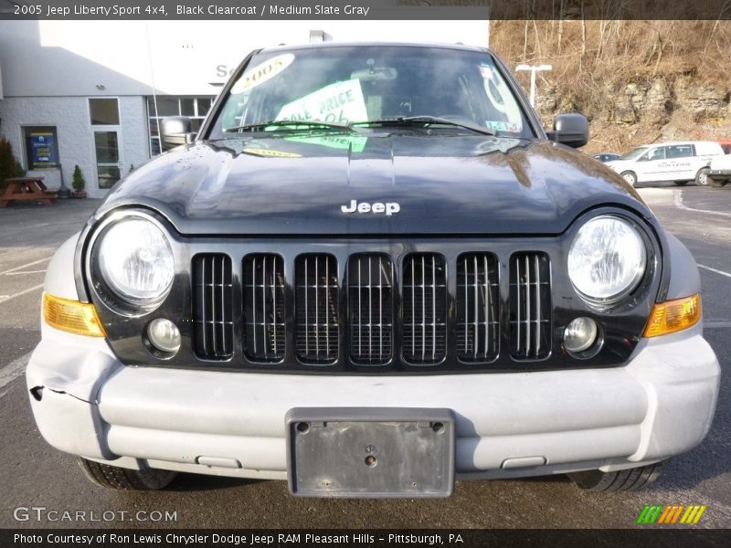 Black Clearcoat / Medium Slate Gray 2005 Jeep Liberty Sport 4x4