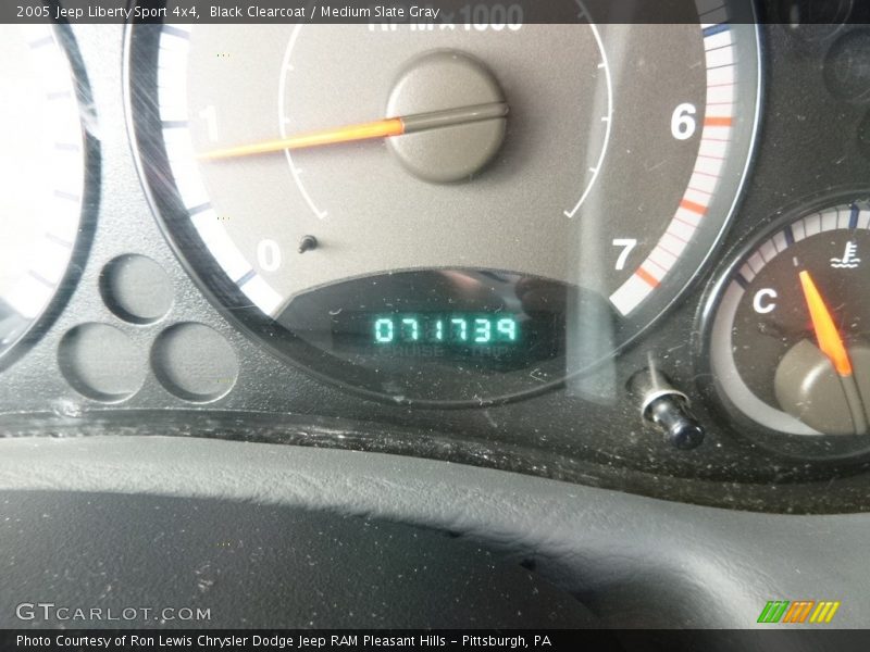 Black Clearcoat / Medium Slate Gray 2005 Jeep Liberty Sport 4x4