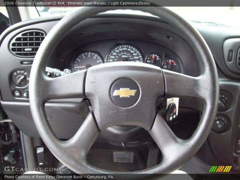 Emerald Jewel Metallic / Light Cashmere/Ebony 2006 Chevrolet TrailBlazer LS 4x4