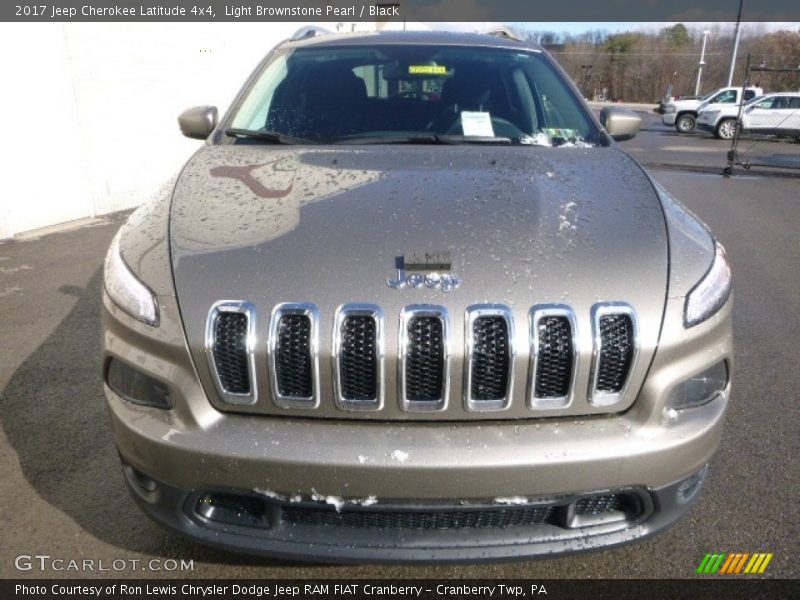 Light Brownstone Pearl / Black 2017 Jeep Cherokee Latitude 4x4