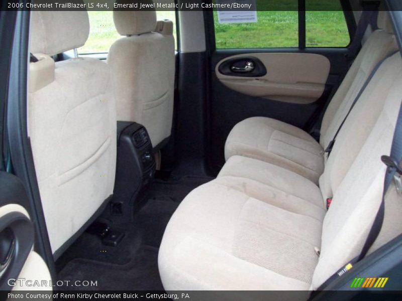 Emerald Jewel Metallic / Light Cashmere/Ebony 2006 Chevrolet TrailBlazer LS 4x4