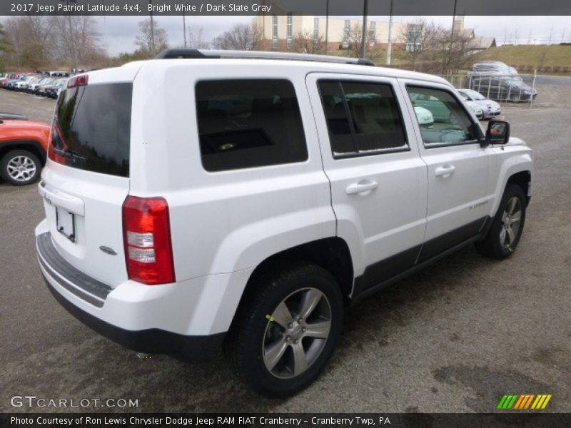 Bright White / Dark Slate Gray 2017 Jeep Patriot Latitude 4x4