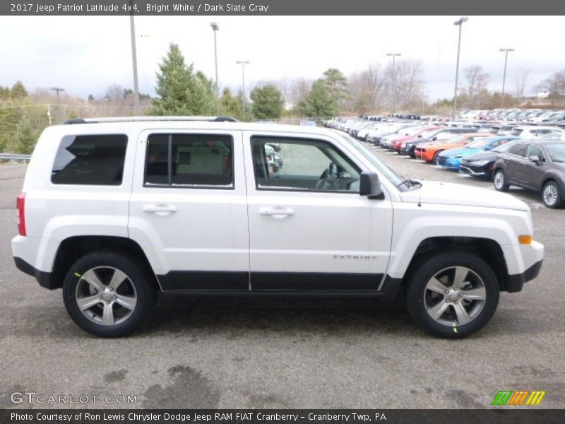 Bright White / Dark Slate Gray 2017 Jeep Patriot Latitude 4x4