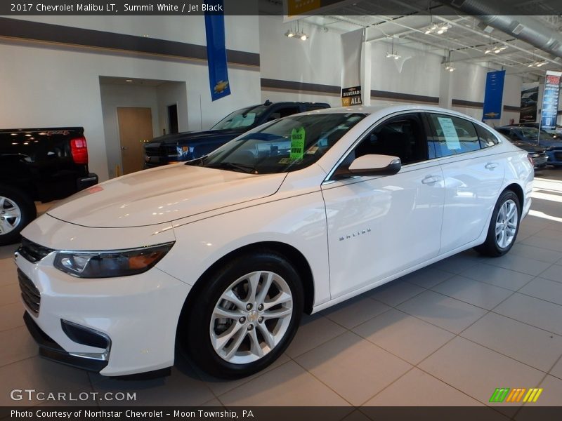 Summit White / Jet Black 2017 Chevrolet Malibu LT