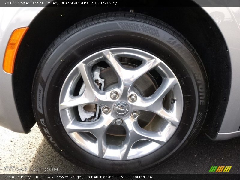 Billet Silver Metallic / Black/Alloy 2017 Chrysler Pacifica Limited