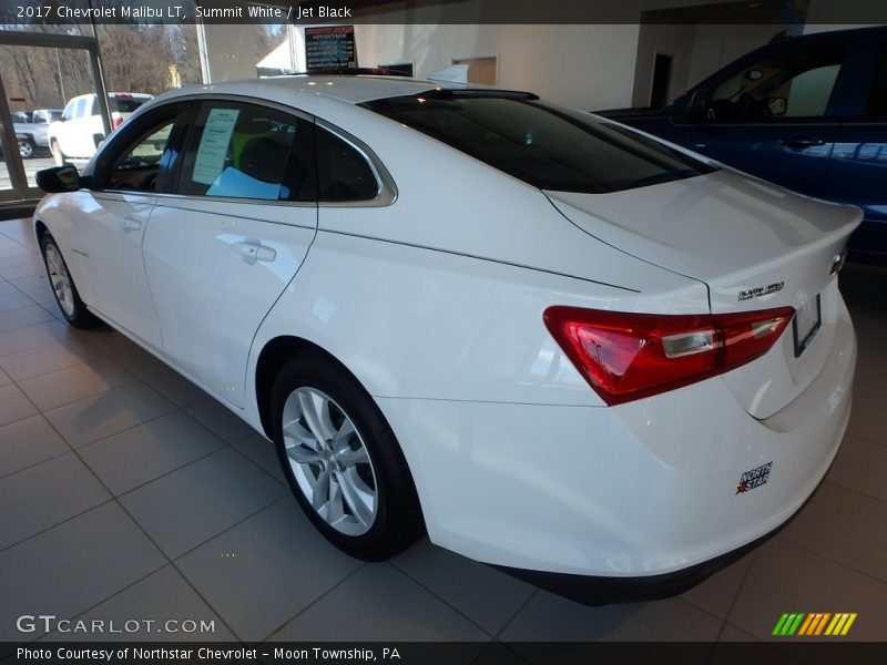 Summit White / Jet Black 2017 Chevrolet Malibu LT