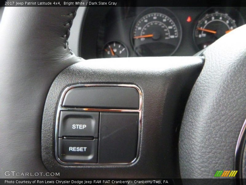Bright White / Dark Slate Gray 2017 Jeep Patriot Latitude 4x4