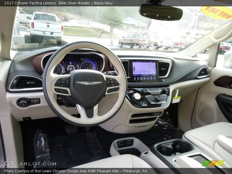 Billet Silver Metallic / Black/Alloy 2017 Chrysler Pacifica Limited