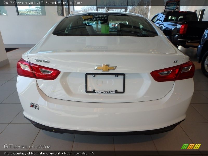 Summit White / Jet Black 2017 Chevrolet Malibu LT