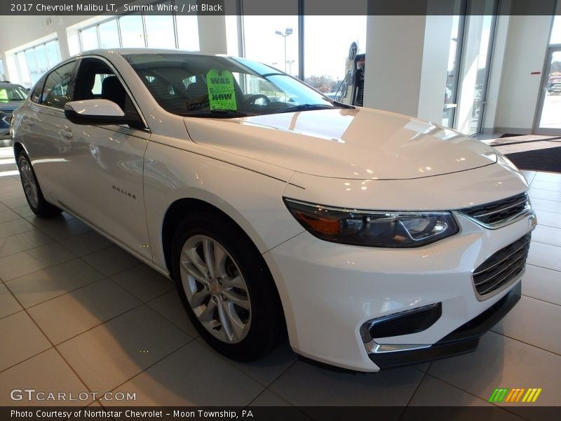 Summit White / Jet Black 2017 Chevrolet Malibu LT