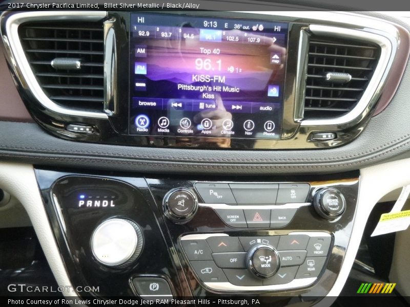 Billet Silver Metallic / Black/Alloy 2017 Chrysler Pacifica Limited