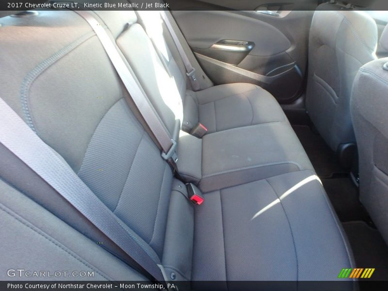 Kinetic Blue Metallic / Jet Black 2017 Chevrolet Cruze LT