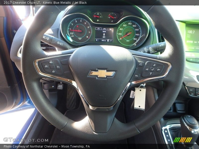 Kinetic Blue Metallic / Jet Black 2017 Chevrolet Cruze LT