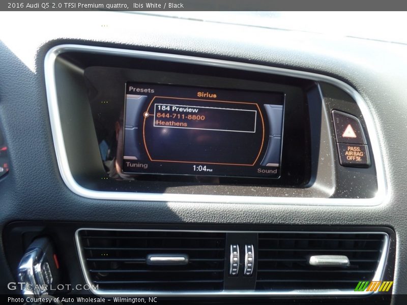 Ibis White / Black 2016 Audi Q5 2.0 TFSI Premium quattro