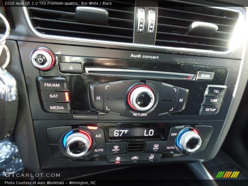 Ibis White / Black 2016 Audi Q5 2.0 TFSI Premium quattro