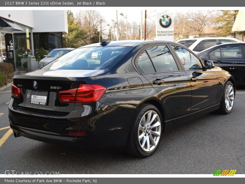 Jet Black / Black 2017 BMW 3 Series 320i xDrive Sedan