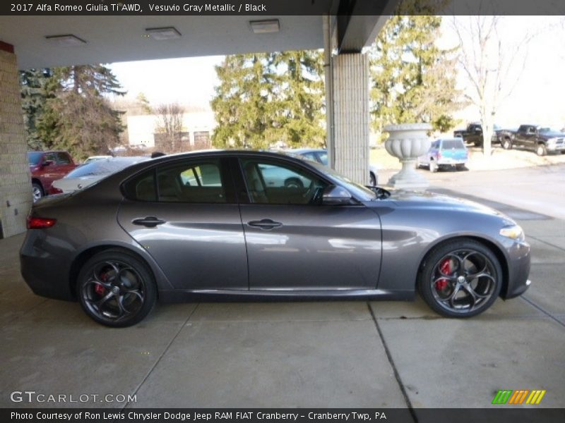  2017 Giulia Ti AWD Vesuvio Gray Metallic