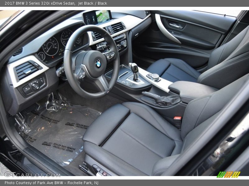  2017 3 Series 320i xDrive Sedan Black Interior