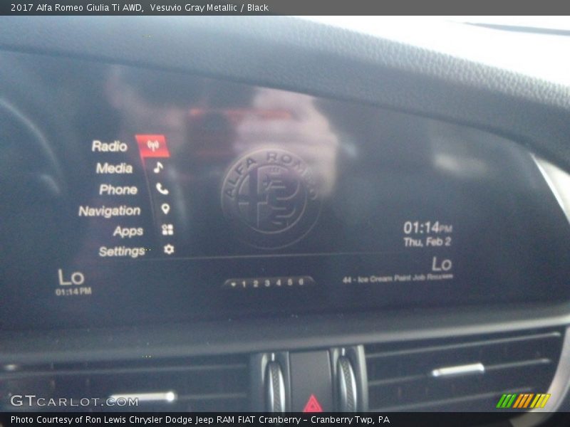 Vesuvio Gray Metallic / Black 2017 Alfa Romeo Giulia Ti AWD